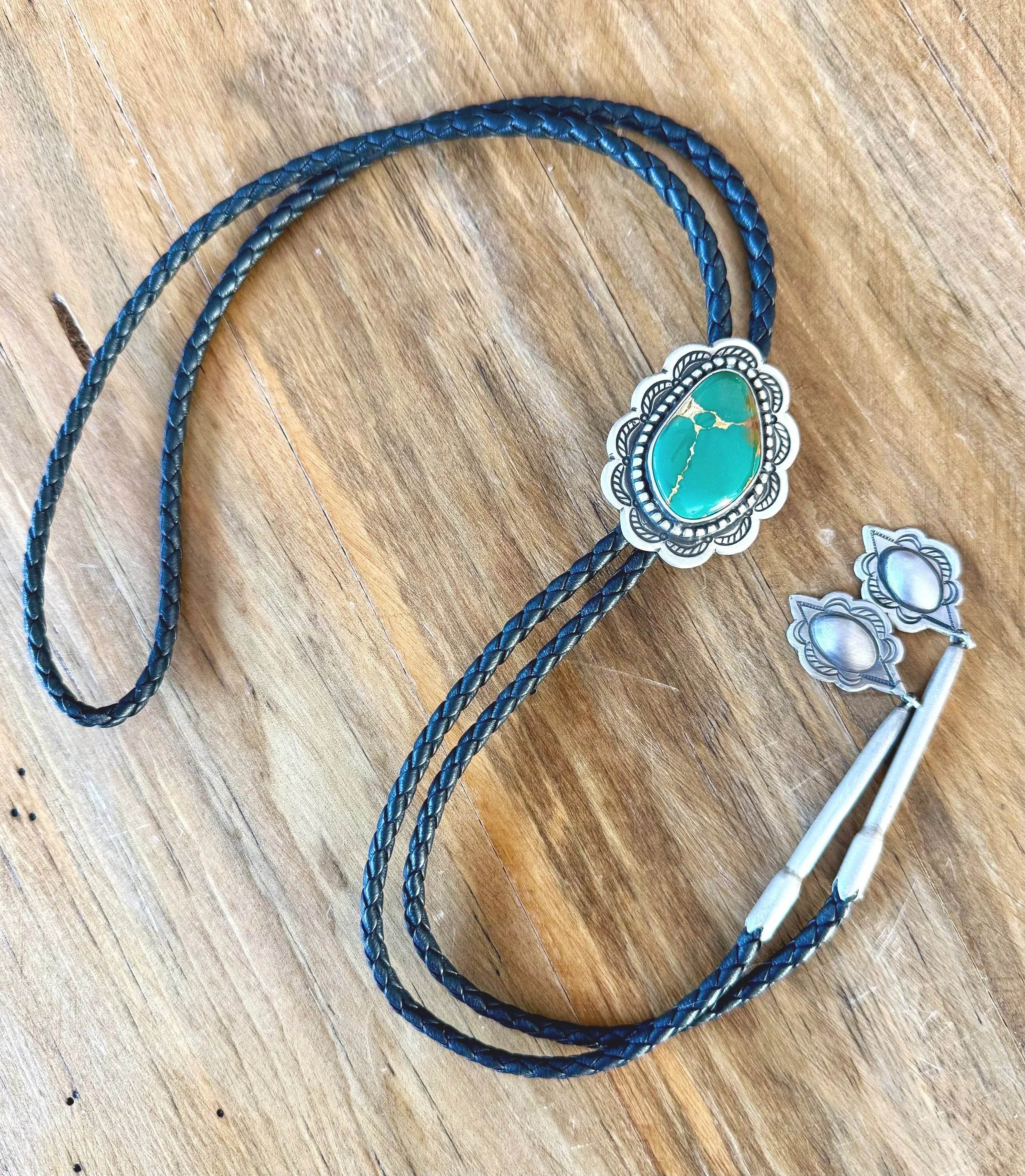 Royston Turquoise Bolo